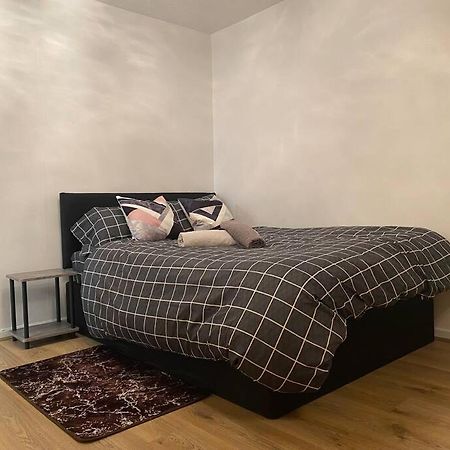 2 Bedroom Flat Camberwell Grove London Eksteriør bilde
