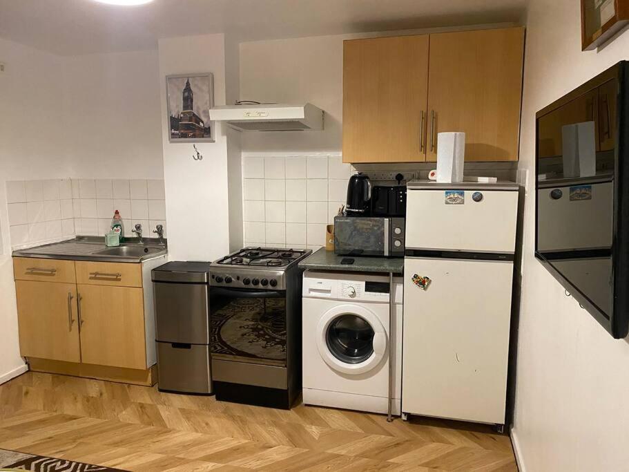 2 Bedroom Flat Camberwell Grove London Eksteriør bilde